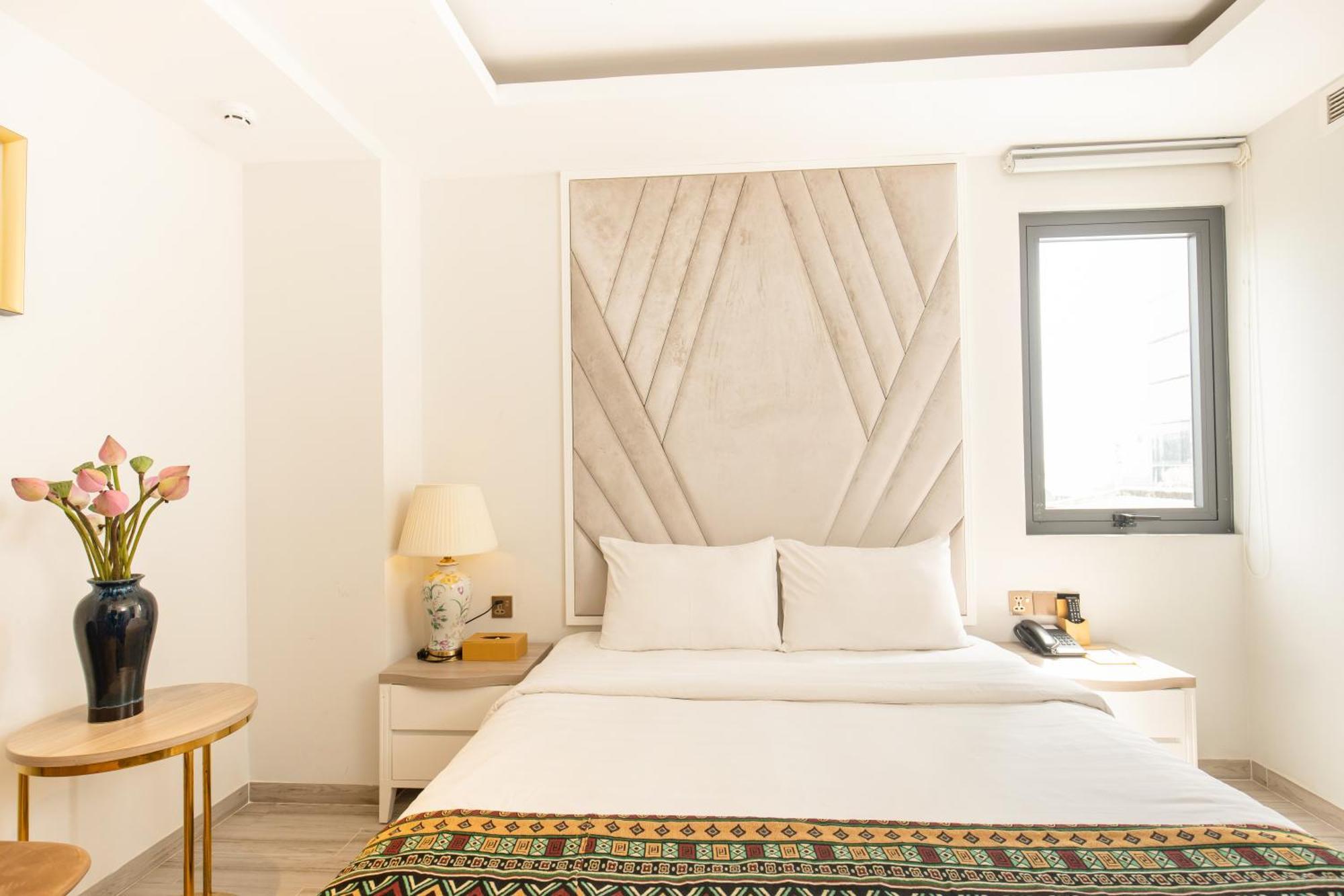8B Hotel & Spa Ho Şi Min Dış mekan fotoğraf